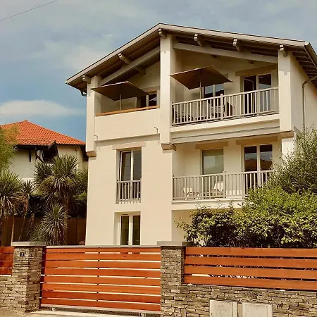 Apartment La Maison De La Cote Et Biarritz